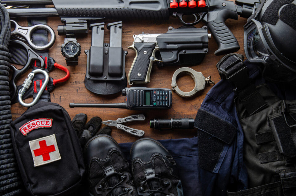 Police Gear List 17 Important Items you Need as a Police Officer