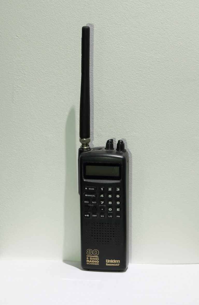 Uniden Bearcat radio scanner receiver